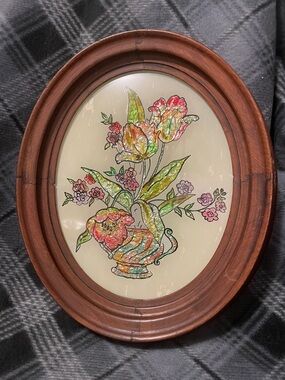 Hand-Painted Floral Vase Wall Art - Multicolor.Tinsel Foil Art